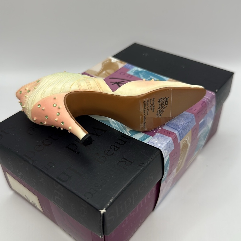 Just the Right Shoe by Raine Originals “Spring Raine” Item 25073 Circa 1999 - Picture 6 of 12